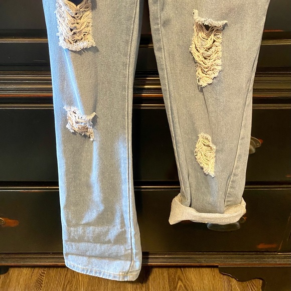 Overalls with a distressed look. Never worn. - Picture 4 of 5